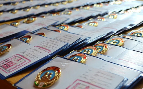 Энэ жил “Эхийн алдар” одон гардуулахгүй, өнжинө